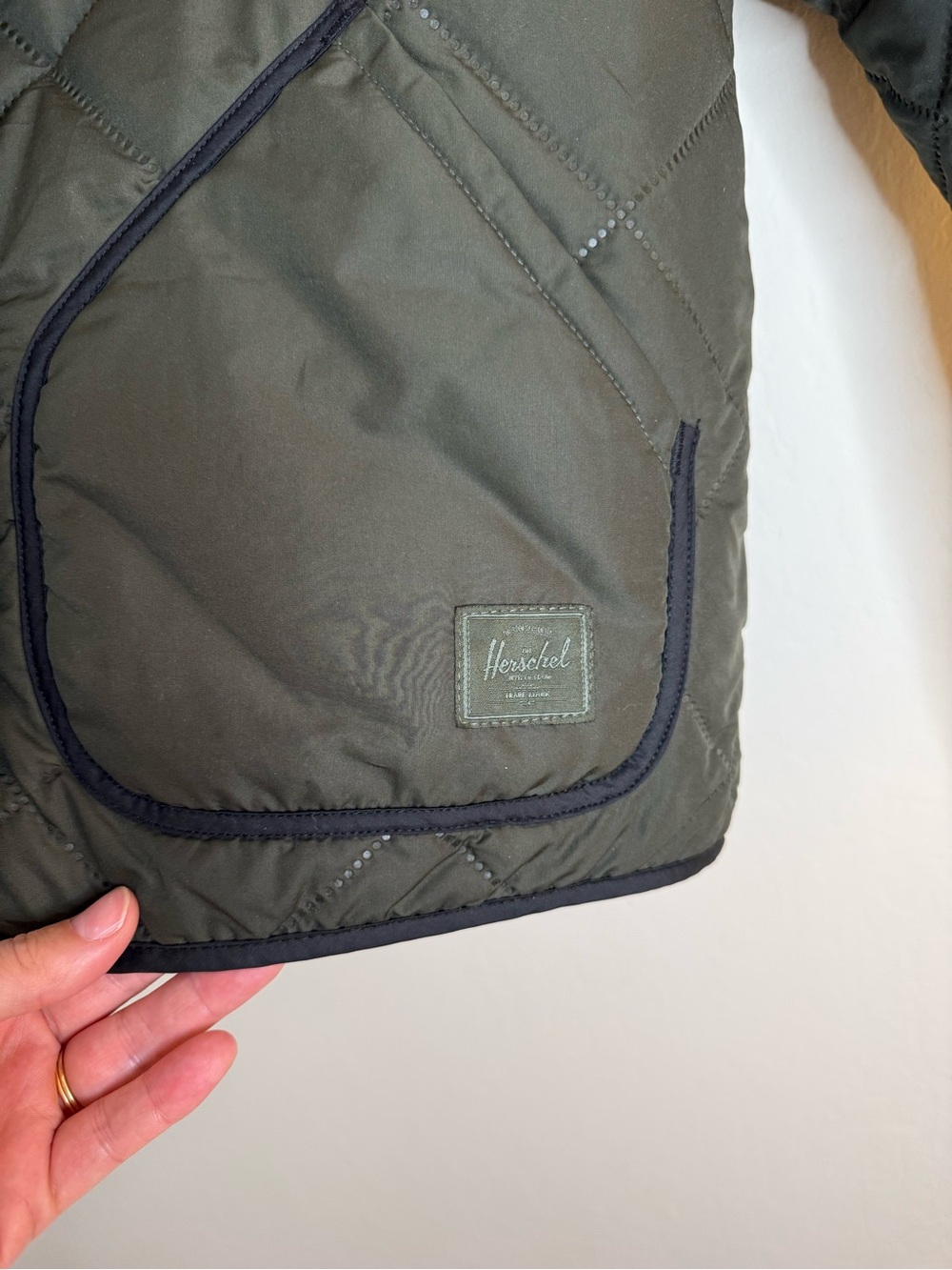 Herschel Supply Co. Sonic Quilted Jacket Size Medium - Picture 6 of 12
